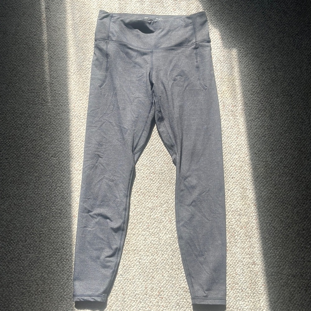 Under armor leggings with pockets